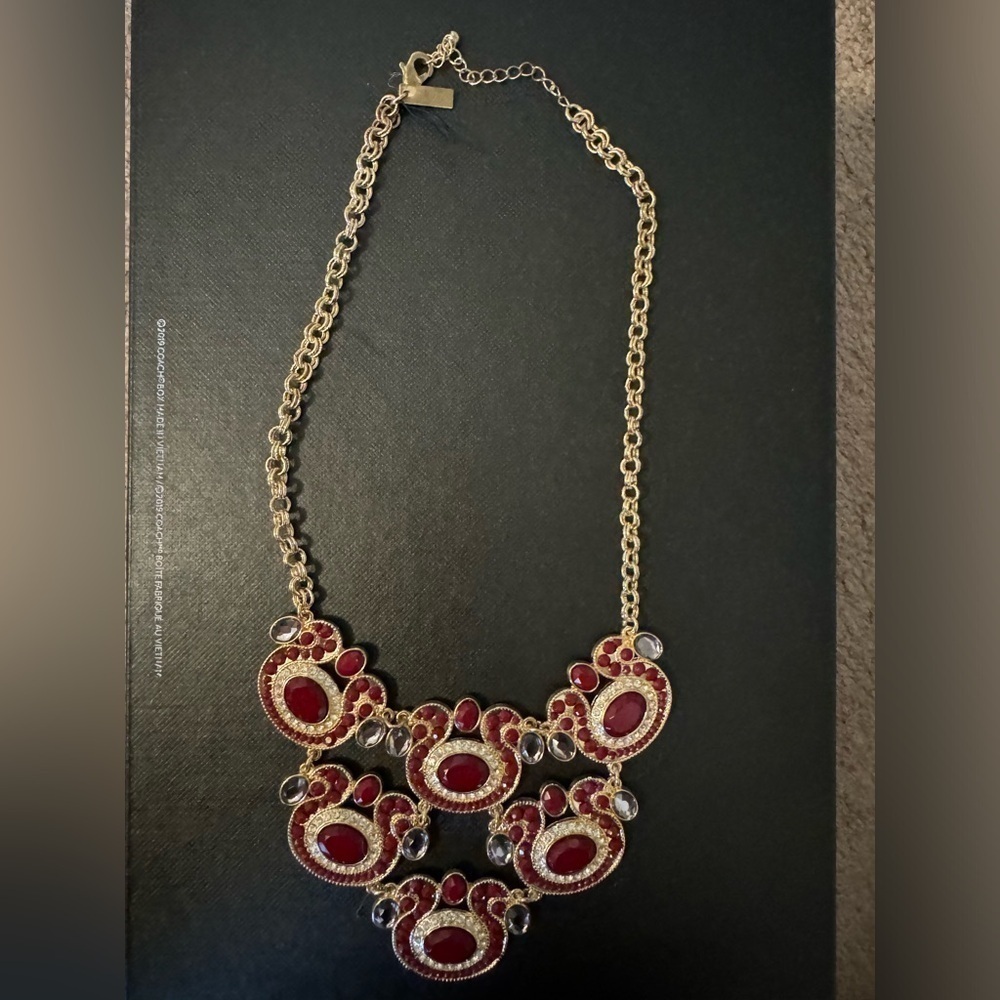 White, red and‎ clear gem scoop necklace costume jewelery